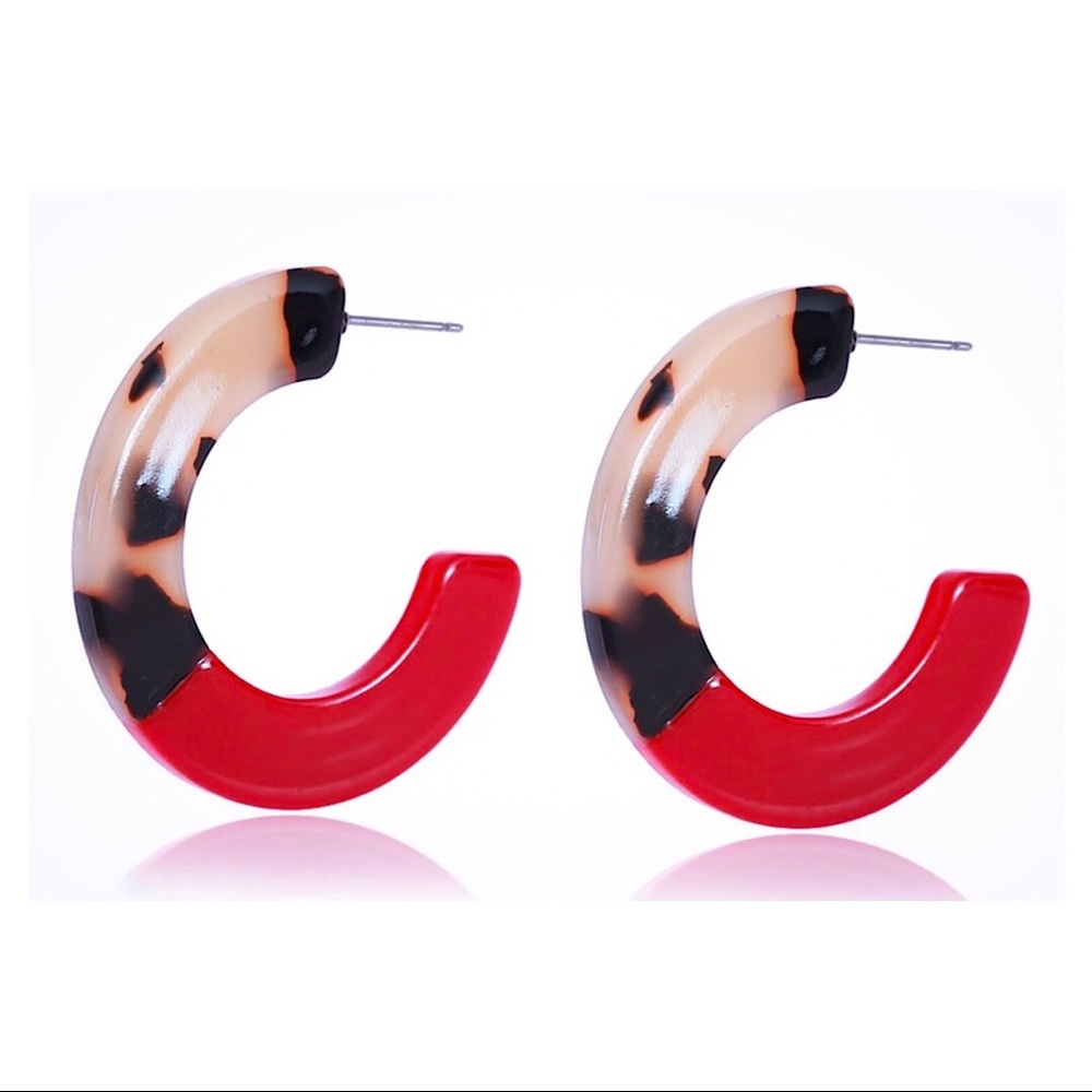 Hoop Earrings Round Flat Brown Red Acrylic NWOT - Picture 3 of 7